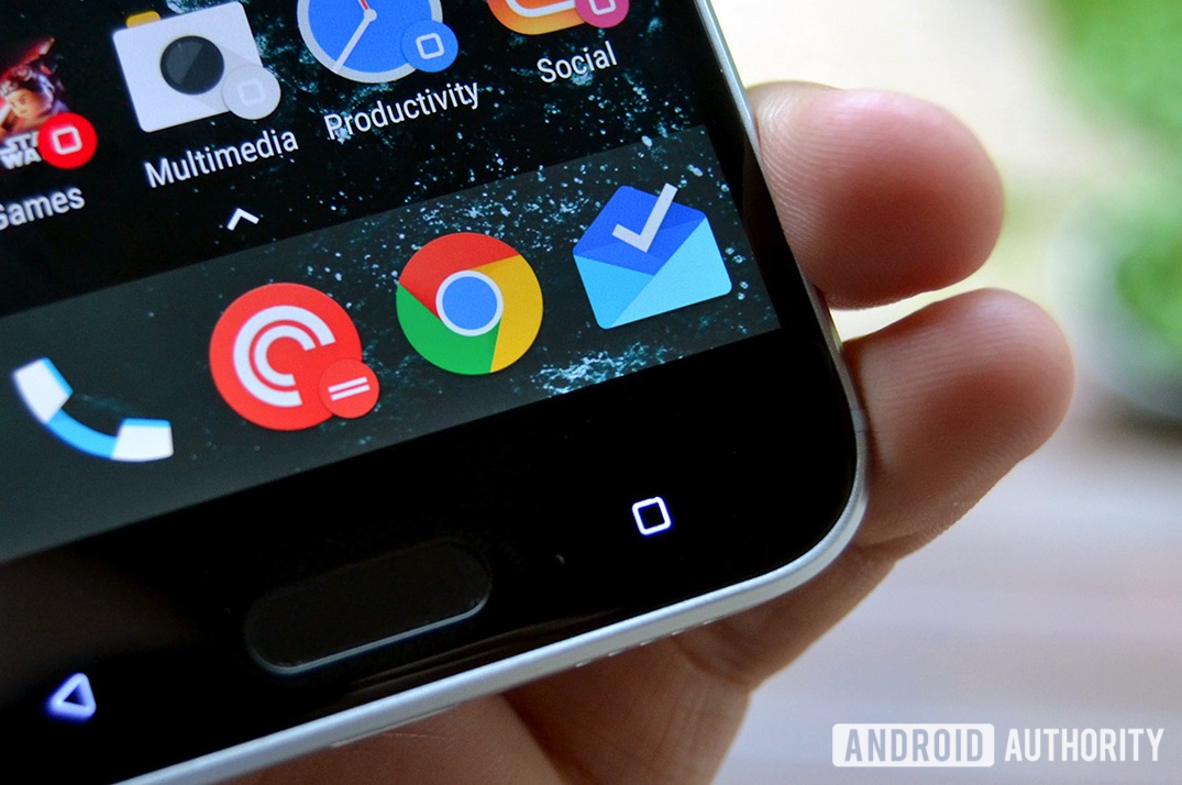Google Chrome，Gmail的收件箱，Pockets在HTC 10上铸造图标。