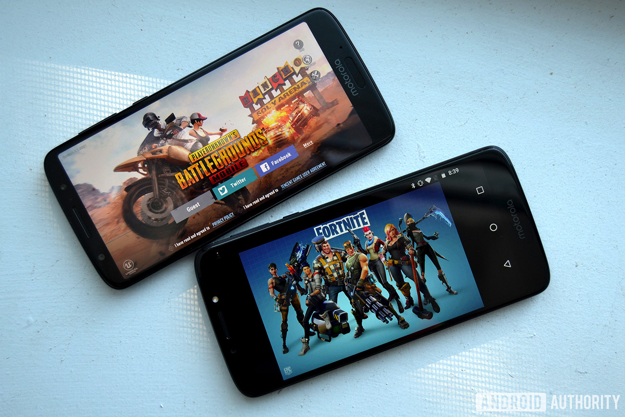 PUBG移动与Fortnite Android游爱游戏刷手机版下载戏Moto G6