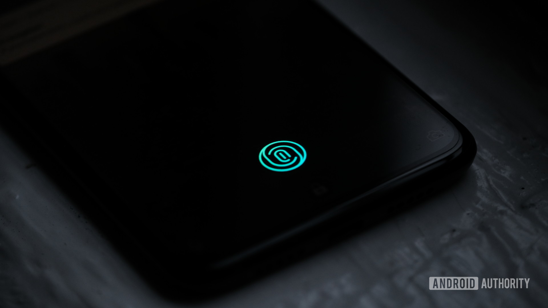 OnePlus 6T指纹读取器