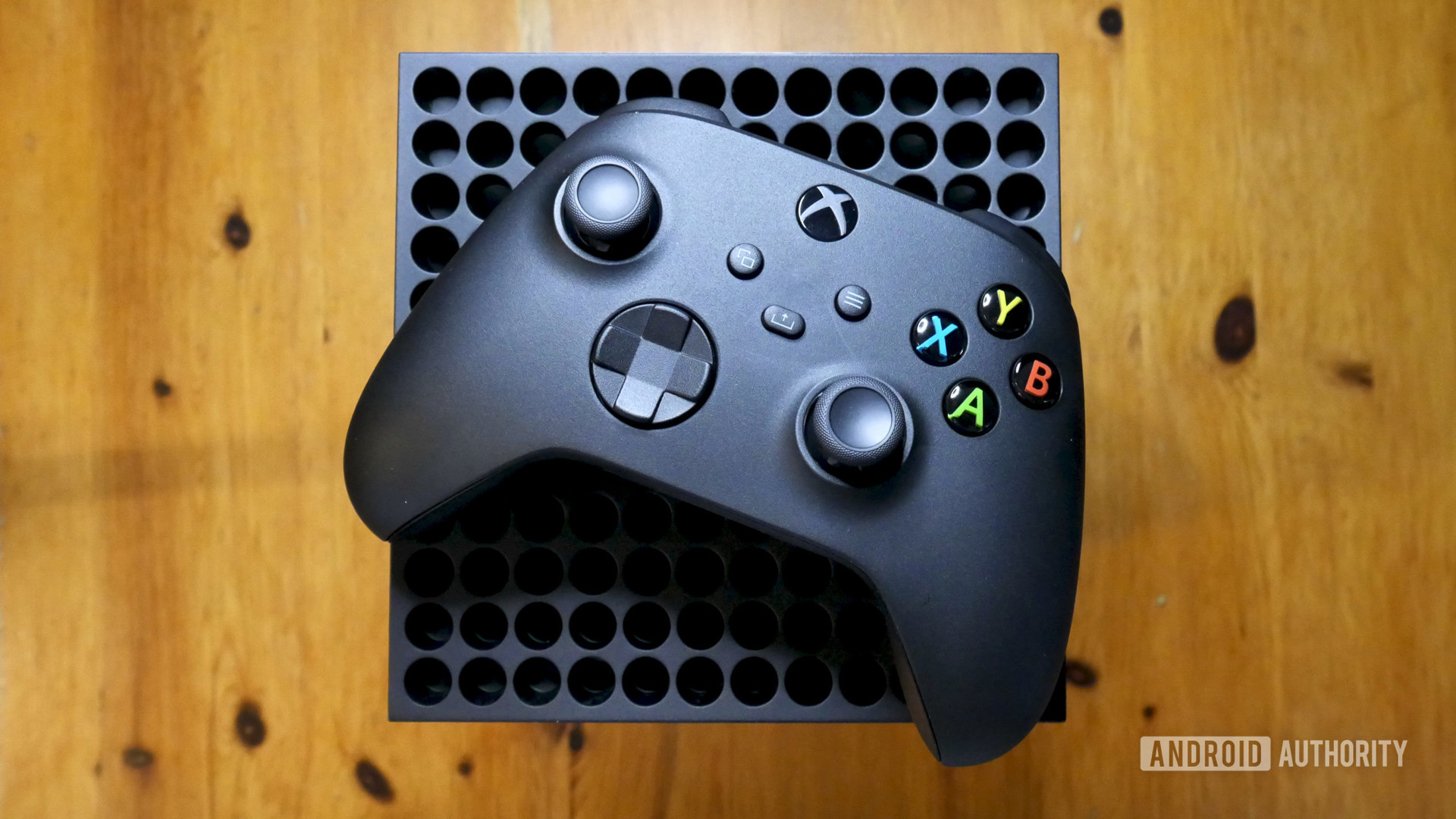 Xbox系列X评论控制器顶部