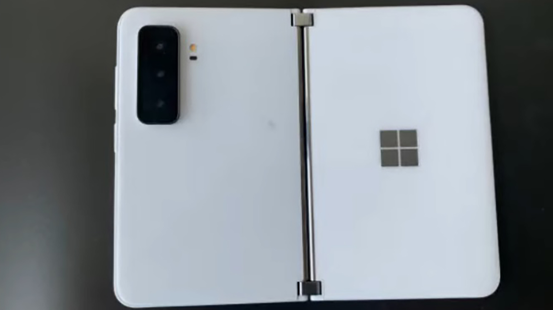 Microsoft Surface Duo 2泄漏