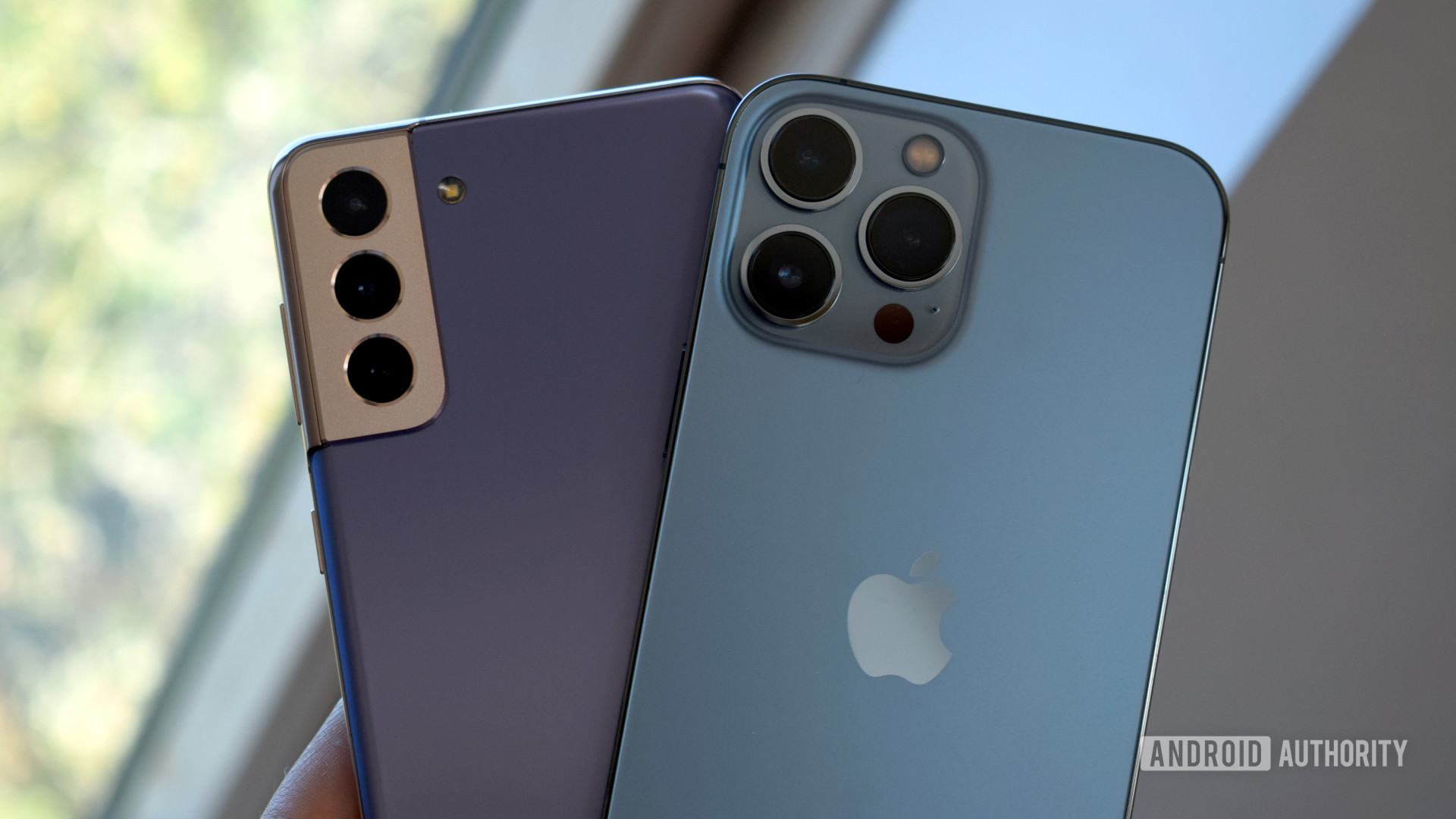 Apple iPhone 13 Pro Max vs Samsung Galaxy S21加相机